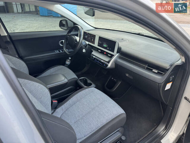 Хендай Ioniq 5 2022 в Ровно на Automoto.ua Серый Хендай Ioniq 5, объемом двигателя 0 л и пробегом 38 тыс. км за 26900 $, фото 42 на Automoto.ua