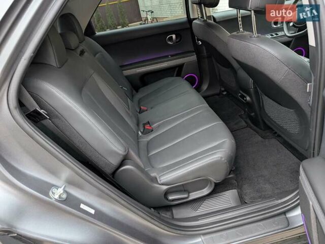 Серый Хендай Ioniq 5, объемом двигателя 0 л и пробегом 24 тыс. км за 25500 $, фото 29 на Automoto.ua