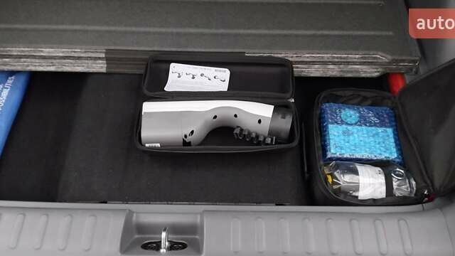 Сірий Хендай Ioniq 5, об'ємом двигуна 0 л та пробігом 17 тис. км за 35000 $, фото 15 на Automoto.ua