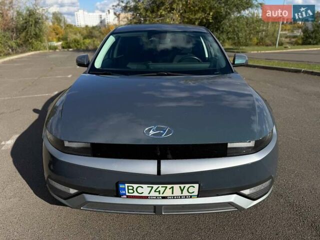 Серый Хендай Ioniq 5, объемом двигателя 0 л и пробегом 90 тыс. км за 23500 $, фото 11 на Automoto.ua