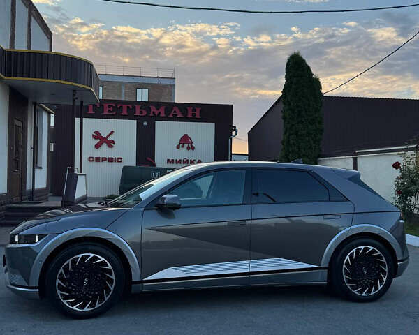 Сірий Хендай Ioniq 5, об'ємом двигуна 0 л та пробігом 108 тис. км за 29200 $, фото 13 на Automoto.ua
