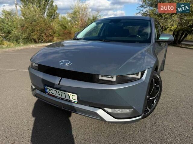 Серый Хендай Ioniq 5, объемом двигателя 0 л и пробегом 90 тыс. км за 23500 $, фото 9 на Automoto.ua
