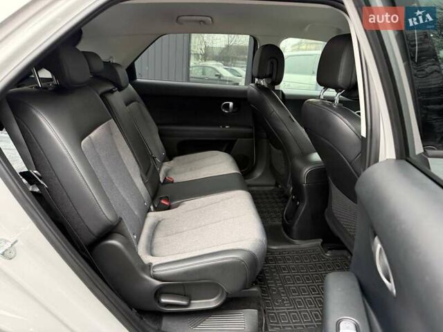 Сірий Хендай Ioniq 5, об'ємом двигуна 0 л та пробігом 43 тис. км за 29500 $, фото 24 на Automoto.ua