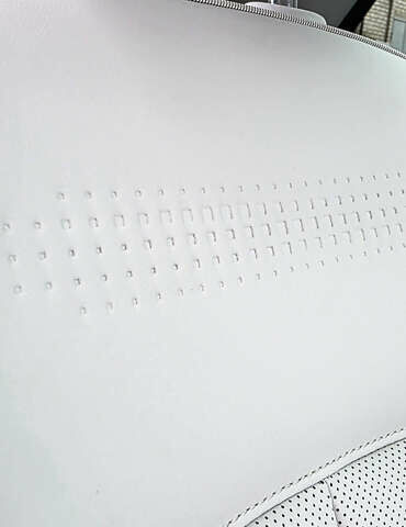 Серый Хендай Ioniq 5, объемом двигателя 0 л и пробегом 86 тыс. км за 26000 $, фото 26 на Automoto.ua