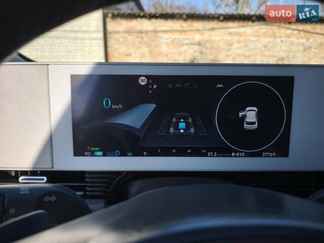 Серый Хендай Ioniq 5, объемом двигателя 0 л и пробегом 38 тыс. км за 31500 $, фото 5 на Automoto.ua