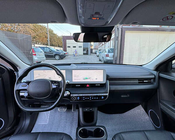 Сірий Хендай Ioniq 5, об'ємом двигуна 0 л та пробігом 108 тис. км за 29200 $, фото 31 на Automoto.ua