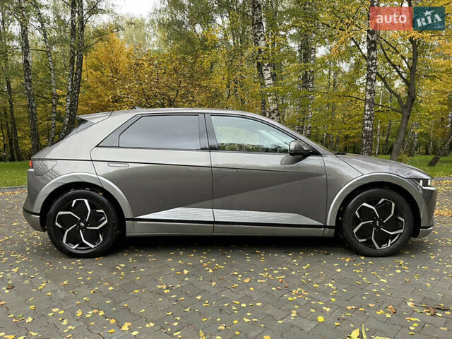 Хендай Ioniq 5 2022 в Тернополе на Automoto.ua Серый Хендай Ioniq 5, объемом двигателя 0 л и пробегом 62 тыс. км за 29800 $, фото 3 на Automoto.ua