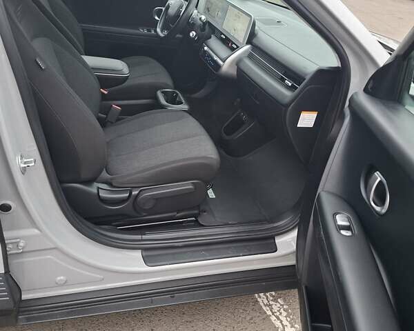 Сірий Хендай Ioniq 5, об'ємом двигуна 0 л та пробігом 119 тис. км за 20500 $, фото 22 на Automoto.ua