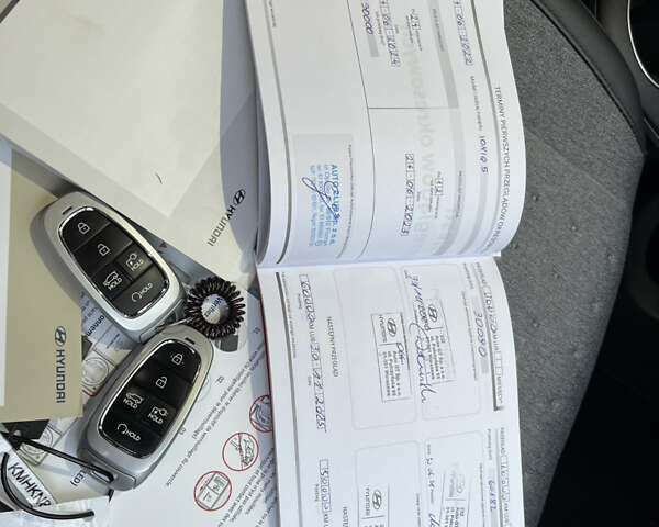 Хендай Ioniq 5 2022 в Тернополе на Automoto.ua Серый Хендай Ioniq 5, объемом двигателя 0 л и пробегом 62 тыс. км за 29800 $, фото 41 на Automoto.ua