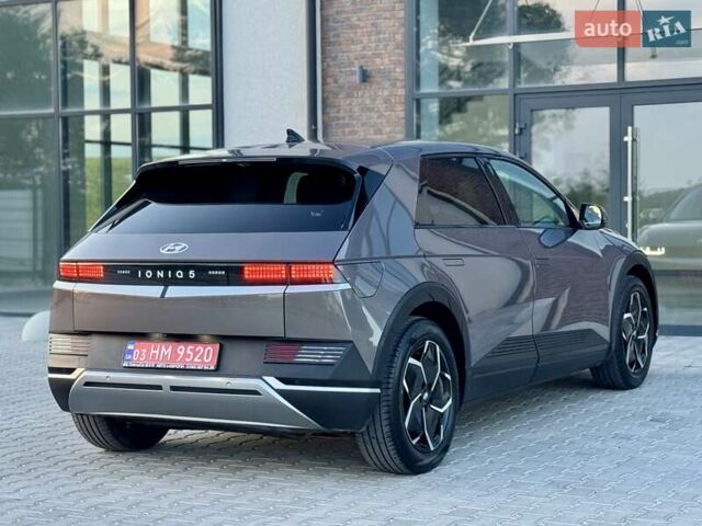 Сірий Хендай Ioniq 5, об'ємом двигуна 0 л та пробігом 120 тис. км за 21500 $, фото 1 на Automoto.ua