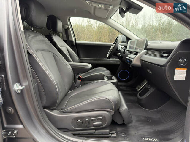 Сірий Хендай Ioniq 5, об'ємом двигуна 0 л та пробігом 65 тис. км за 34999 $, фото 99 на Automoto.ua