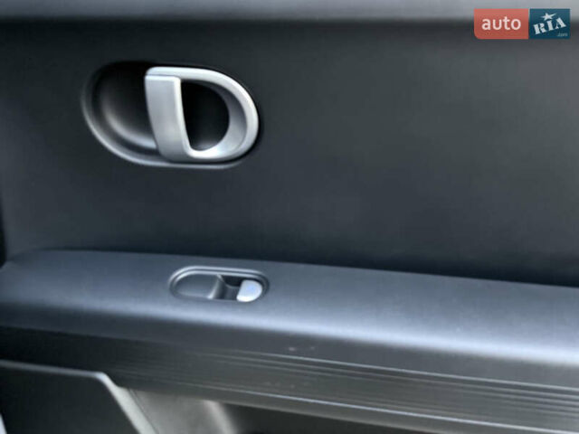 Сірий Хендай Ioniq 5, об'ємом двигуна 0 л та пробігом 66 тис. км за 22900 $, фото 73 на Automoto.ua