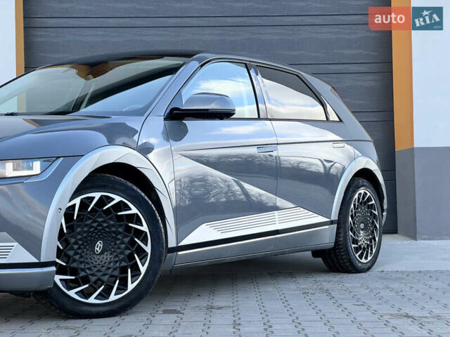 Серый Хендай Ioniq 5, объемом двигателя 0 л и пробегом 73 тыс. км за 24999 $, фото 8 на Automoto.ua