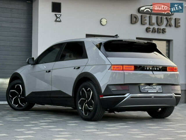 Сірий Хендай Ioniq 5, об'ємом двигуна 0 л та пробігом 66 тис. км за 22900 $, фото 27 на Automoto.ua
