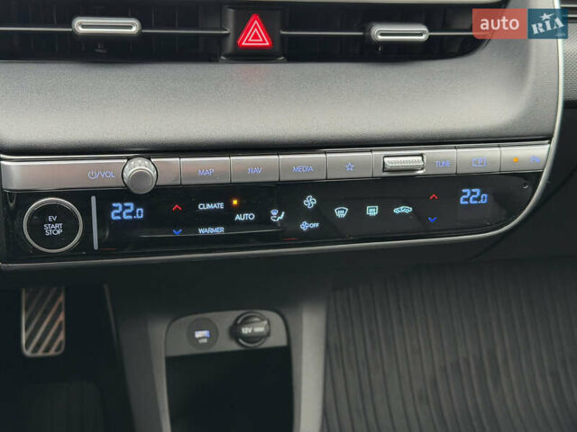 Сірий Хендай Ioniq 5, об'ємом двигуна 0 л та пробігом 65 тис. км за 34999 $, фото 117 на Automoto.ua