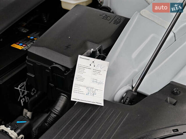 Серый Хендай Ioniq 5, объемом двигателя 0 л и пробегом 61 тыс. км за 29000 $, фото 74 на Automoto.ua