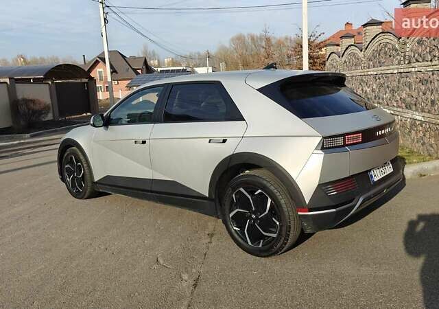 Серый Хендай Ioniq 5, объемом двигателя 0 л и пробегом 17 тыс. км за 27500 $, фото 4 на Automoto.ua
