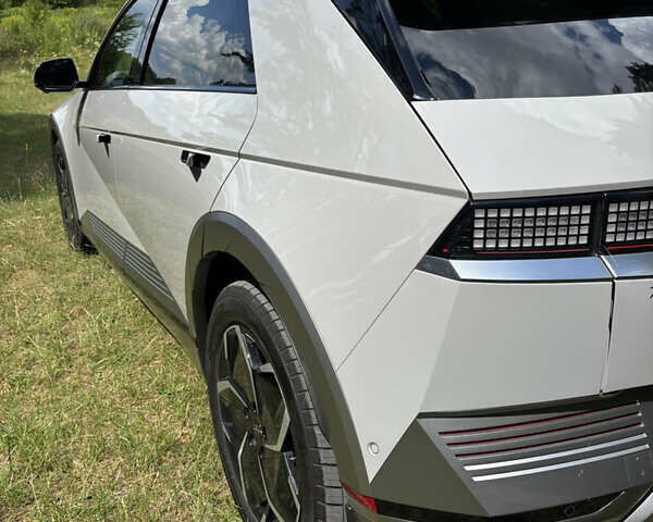 Сірий Хендай Ioniq 5, об'ємом двигуна 0 л та пробігом 31 тис. км за 29500 $, фото 12 на Automoto.ua