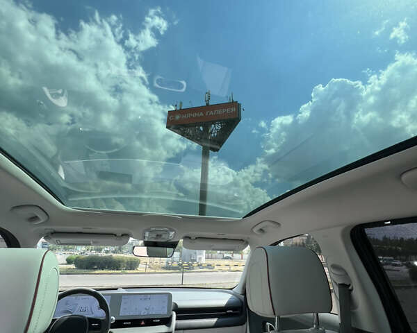 Сірий Хендай Ioniq 5, об'ємом двигуна 0 л та пробігом 13 тис. км за 33500 $, фото 27 на Automoto.ua