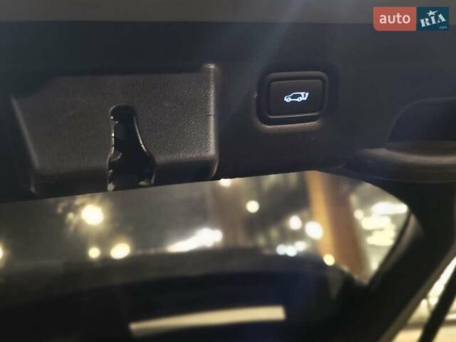 Сірий Хендай Ioniq 5, об'ємом двигуна 0 л та пробігом 3 тис. км за 27980 $, фото 16 на Automoto.ua