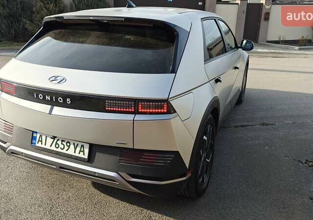 Серый Хендай Ioniq 5, объемом двигателя 0 л и пробегом 17 тыс. км за 27500 $, фото 7 на Automoto.ua