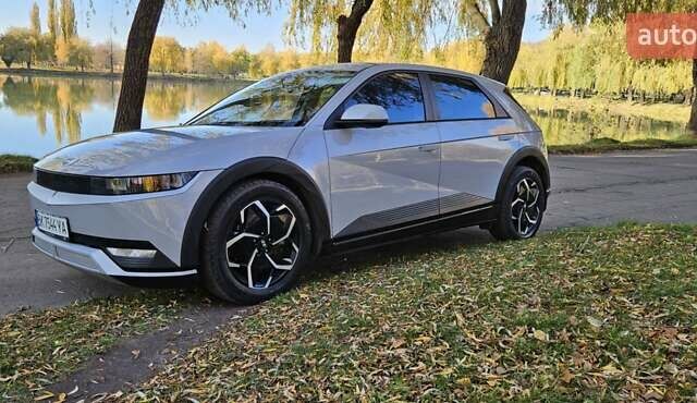 Серый Хендай Ioniq 5, объемом двигателя 0 л и пробегом 32 тыс. км за 24500 $, фото 17 на Automoto.ua