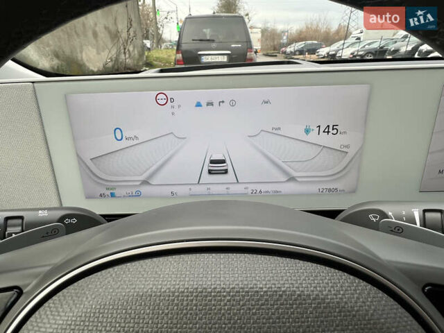 Сірий Хендай Ioniq 5, об'ємом двигуна 0 л та пробігом 128 тис. км за 25700 $, фото 81 на Automoto.ua