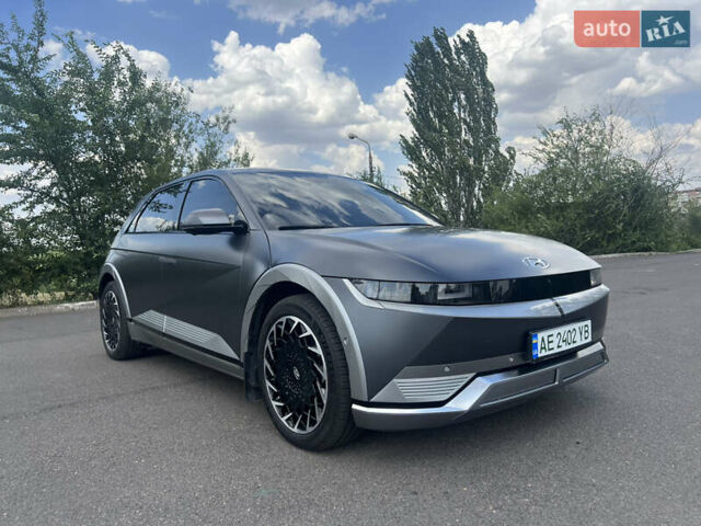 Сірий Хендай Ioniq 5, об'ємом двигуна 0 л та пробігом 13 тис. км за 33500 $, фото 4 на Automoto.ua