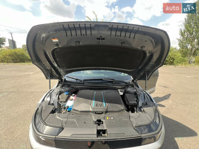 Сірий Хендай Ioniq 5, об'ємом двигуна 0 л та пробігом 13 тис. км за 33500 $, фото 44 на Automoto.ua