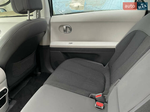 Серый Хендай Ioniq 5, объемом двигателя 0 л и пробегом 30 тыс. км за 17999 $, фото 21 на Automoto.ua