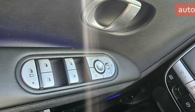 Серый Хендай Ioniq 5, объемом двигателя 0 л и пробегом 32 тыс. км за 24500 $, фото 12 на Automoto.ua