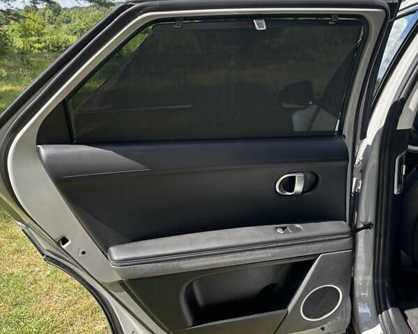 Сірий Хендай Ioniq 5, об'ємом двигуна 0 л та пробігом 31 тис. км за 29500 $, фото 29 на Automoto.ua