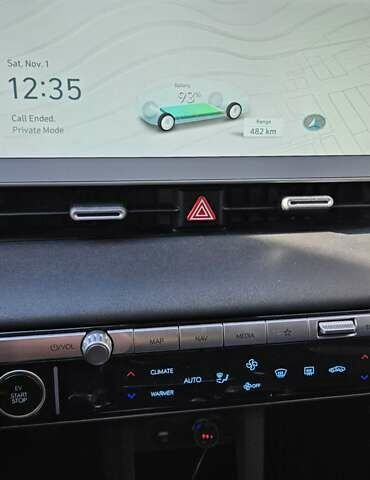 Серый Хендай Ioniq 5, объемом двигателя 0 л и пробегом 32 тыс. км за 24500 $, фото 16 на Automoto.ua