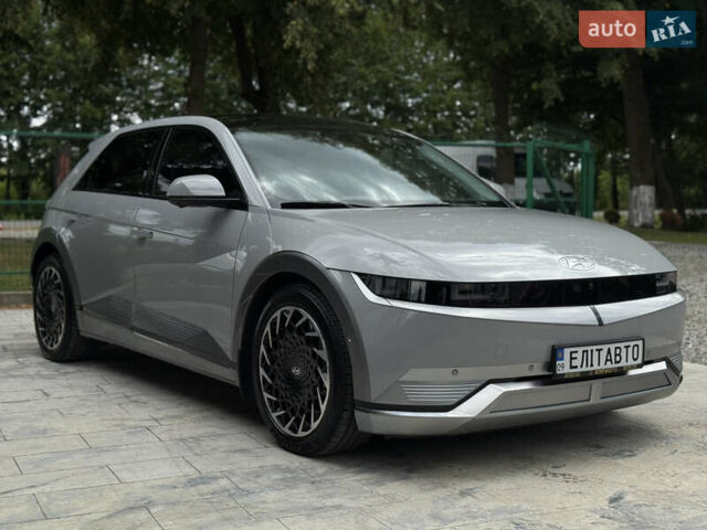 Серый Хендай Ioniq 5, объемом двигателя 0 л и пробегом 20 тыс. км за 27999 $, фото 4 на Automoto.ua