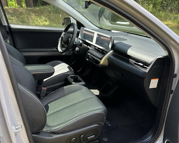 Сірий Хендай Ioniq 5, об'ємом двигуна 0 л та пробігом 31 тис. км за 29500 $, фото 21 на Automoto.ua