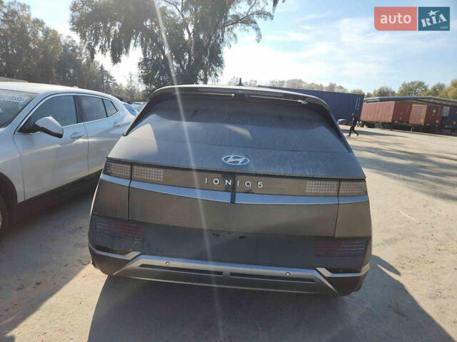 Серый Хендай Ioniq 5, объемом двигателя 0 л и пробегом 96 тыс. км за 17000 $, фото 2 на Automoto.ua