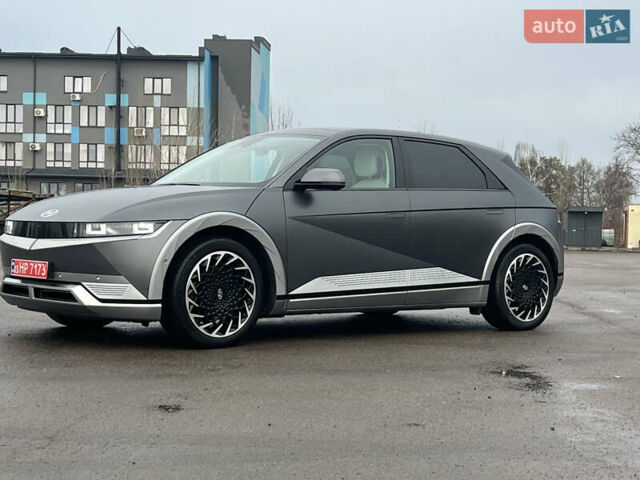 Сірий Хендай Ioniq 5, об'ємом двигуна 0 л та пробігом 128 тис. км за 25700 $, фото 19 на Automoto.ua