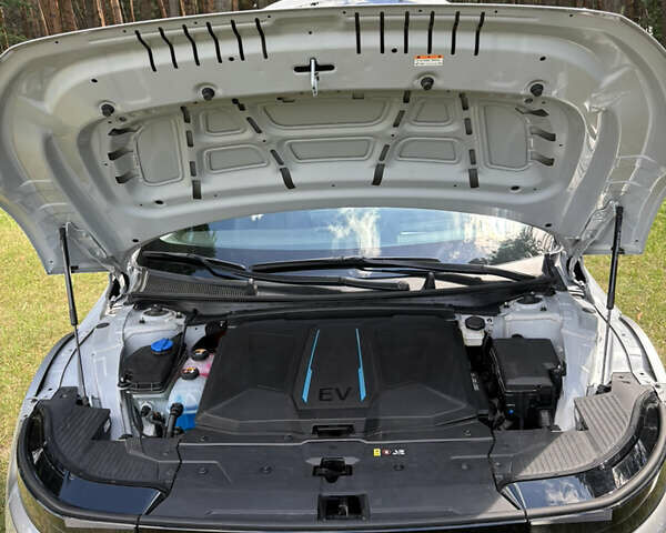 Сірий Хендай Ioniq 5, об'ємом двигуна 0 л та пробігом 31 тис. км за 29500 $, фото 30 на Automoto.ua