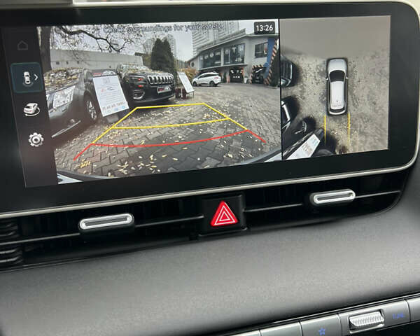 Серый Хендай Ioniq 5, объемом двигателя 0 л и пробегом 28 тыс. км за 31300 $, фото 11 на Automoto.ua
