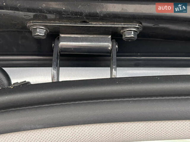 Сірий Хендай Ioniq 5, об'ємом двигуна 0 л та пробігом 128 тис. км за 25700 $, фото 28 на Automoto.ua