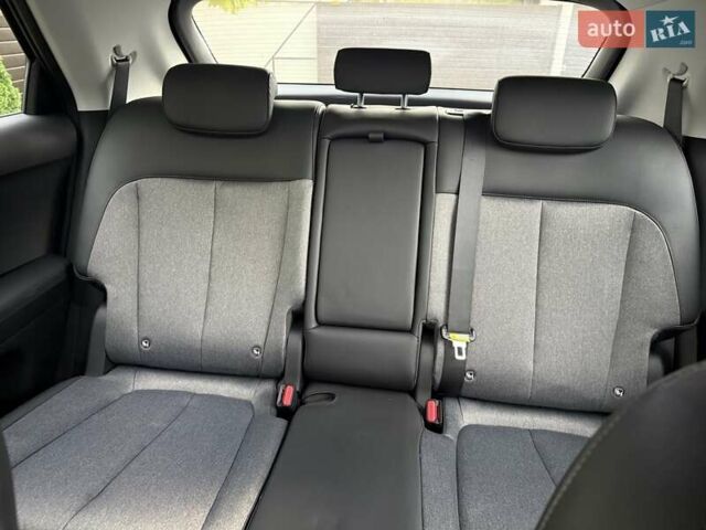 Серый Хендай Ioniq 5, объемом двигателя 0 л и пробегом 1 тыс. км за 42480 $, фото 15 на Automoto.ua