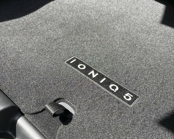 Сірий Хендай Ioniq 5, об'ємом двигуна 0 л та пробігом 31 тис. км за 29500 $, фото 38 на Automoto.ua