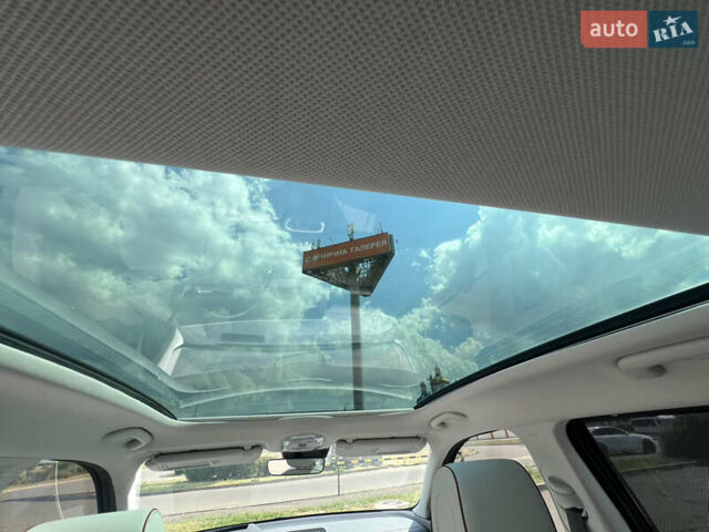 Сірий Хендай Ioniq 5, об'ємом двигуна 0 л та пробігом 13 тис. км за 33500 $, фото 28 на Automoto.ua