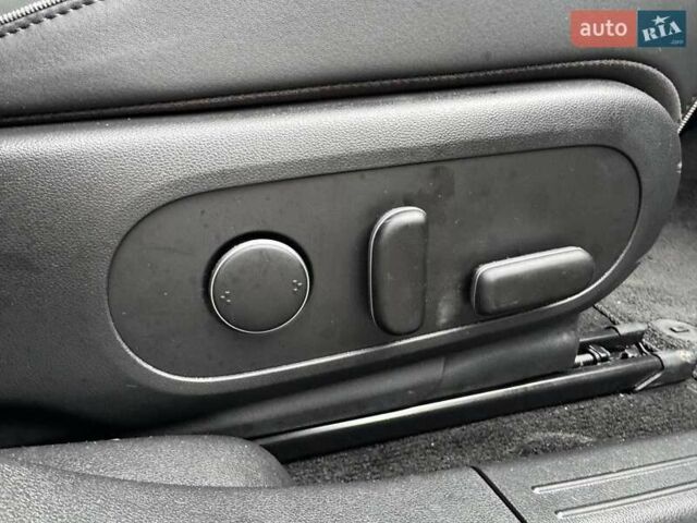 Сірий Хендай Ioniq 5, об'ємом двигуна 0 л та пробігом 37 тис. км за 28990 $, фото 24 на Automoto.ua