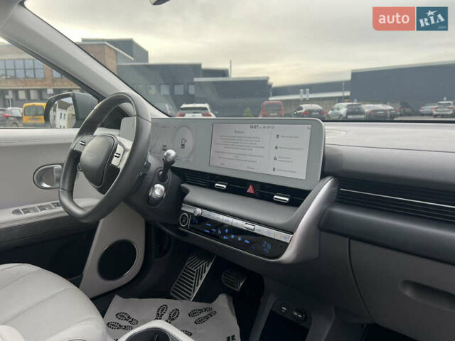 Сірий Хендай Ioniq 5, об'ємом двигуна 0 л та пробігом 128 тис. км за 25700 $, фото 54 на Automoto.ua