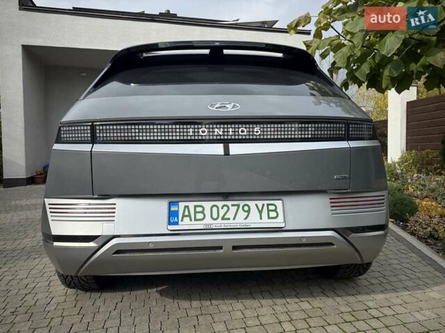 Серый Хендай Ioniq 5, объемом двигателя 0 л и пробегом 1 тыс. км за 42480 $, фото 2 на Automoto.ua