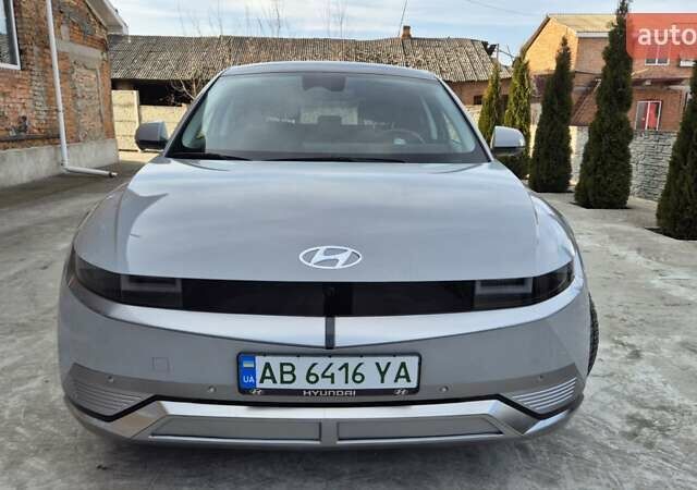 Серый Хендай Ioniq 5, объемом двигателя 0 л и пробегом 13 тыс. км за 31000 $, фото 1 на Automoto.ua