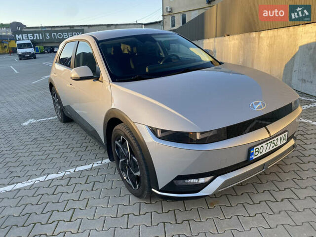 Серый Хендай Ioniq 5, объемом двигателя 0 л и пробегом 18 тыс. км за 28900 $, фото 5 на Automoto.ua