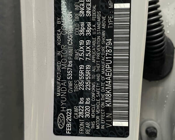 Серый Хендай Ioniq 5, объемом двигателя 0 л и пробегом 30 тыс. км за 17999 $, фото 28 на Automoto.ua