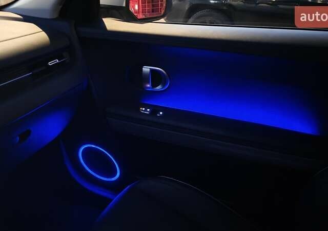 Серый Хендай Ioniq 5, объемом двигателя 0 л и пробегом 17 тыс. км за 27500 $, фото 26 на Automoto.ua